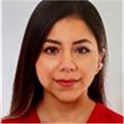 Psicóloga con Máster en Familia y Pareja con más de 10 años de experiencia. 