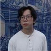 I am an artist and creative practitioner with international experience working in museums, galleries, and commercial art fairs