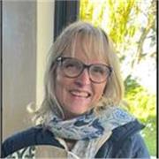Dynamic, experienced English teacher for both children and adults.