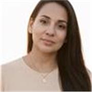 Docente de Inglès con amplia experiencia enseñando a niños, jòvenes y adultos