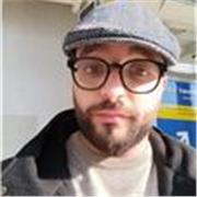 Sono Agostino Ferrante e sono laureato in scienze storiche, disponibilità per tutte le classi, dalle elementari all'università