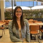 Profesora de matemáticas, actualmente estoy cursando bachillerato, así que podría dar clase a niños desde primaria hasta la ESO