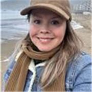 Profesora de lengua extranjera con 9 años de experiencia en la enseñanza del español
y en la adquisición de lenguas