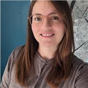 Professeur d'espagnol native. Etudiante Langues étrangères appliquées. Cours tous niveaux à Marseille et aux alentours, je donne des cours de soutien scolaire, n'ai pas hésité à me contacter