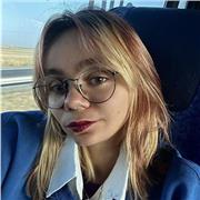 Profesora de Lengua Castellana y Literatura preparada para enseñar a todas las edades :)