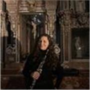 Profesora de oboe titulada, actualmente cursando estudios de máster ofrece clases particulares de oboe, lenguaje musical y cañas