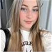 Abiturientin als Nachhilfelehrerin für Englisch & Deutsch | Nachhilfe für Schüler der Klasse 1-7