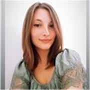 Salve, mi chiamo Federica de Candia e ho appena finito il liceo linguistico e a breve inizierò la facoltà di lettere a Bari, posso offrire ripetizioni in tutte le materie per chi frequenta le medie e ripetizioni di italiano e inglese per il biennio