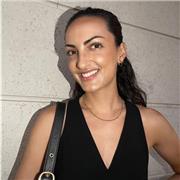 Soy profesora de Inglés y de Lengua Castellana con experiencia en distintos niveles educativos y una fuerte vocación