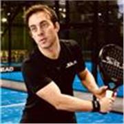 ¡Mejora tu técnica de pádel desde el primer día con un experto! 🎾 Clases para todos los niveles