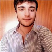Professeur d'espagnol à domicile et en ligne, je prépare aux examens et aide à améliorer la fluidité à l'oral.