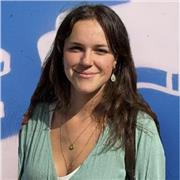 Alternante en Master 2 - Stratégie & production évenementielle, disponible pour aide aux devoirs jusqu'à la 3e et cours d'anglais