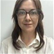 Profesora de repaso general a nivel primaria y clases de Geografía , Historia e Historia del Arte en ESO y Bachillerato
