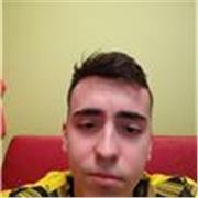 Profesor joven de Ingles matriculado en B2 estudiando para C1, con aptitudes mas que suficientes para enseñar a estudiantes de primaria y ESO