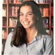 Je suis une étudiante de 18 ans entrant en classe préparatoire de physique-chimie. Je propose des cours particuliers de mathématiques et de physique-chimie pour tous les niveaux allant du primaire à la terminale! Étant italienne et ayant un niveau bilingu