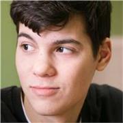 Profesor de Lengua Castellana y Literatura con dos años de experiencia. También he trabajado en cursos de teatro y escritura.