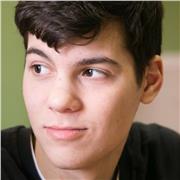 Profesor de Lengua Castellana y Literatura con dos años de experiencia. También he trabajado en cursos de teatro y escritura.