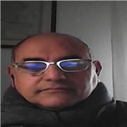 Looking for and Eglish tutor? Here he is an eglish speking friend. What else?