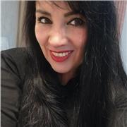 Docente en clases de español para quienes deseen aprender este idioma lo cual les permitirá desarrollarse en diferentes campos