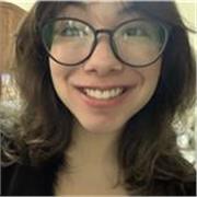 Profesora de ciencias para alumnos de primaria y secundaria