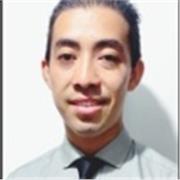 Profesor de Música con énfasis bilingüe. Teoría y practica en voz, guitarra y piano