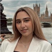 I give private lessons tailored to your need and level.