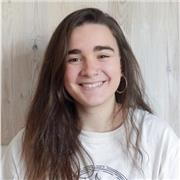 Hola! Soy Mara. Imparto clases de Primaria y ESO. Graduada en máster de educación