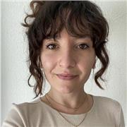 Cours de soutien scolaire, aide aux devoirs et ratttapages en Français de préférence mais connaissances élargies à l’Histoire également