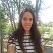 Graduada de bachillerato científico, con habilidad en matemáticas, enseña cualquier asignatura, excepto física