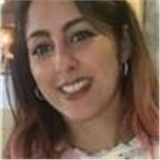 Hola! Soy Rose, profesora de inglés con nivel avanzado y experiencia ayudando a estudiantes a mejorar su inglés