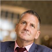 An award winning PT and coach with over 30 years experience from beginners to the very elite.