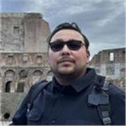 I'm a dinamic person, spirit of service and like to teach. 