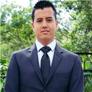 Profesor de matemáticas de estudiantes básica primaria hasta estudiantes de pregrado