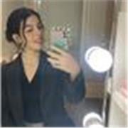 Entregada y dispuesta a enseñar de la mejor manera posible 