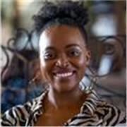 e Friendly English tutor for adults – learn with confidence