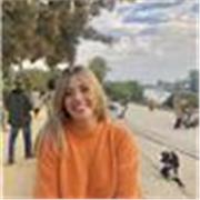 Maestra de educación primaria con especialización en pedagogía terapéutica