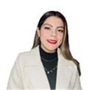 Maestra de biología imparte clases