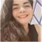 Profesora de música profesional con más de 17 años de experiencia, especializada en la enseñanza musical con el teclado/piano
