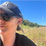 Educatrice professionale e docente impartisce lezioni on Line e in presenza di Filosofia, storia e scienze umane