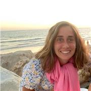 Profesora de primaria, secundaria y bachillerato se ofrece para dar clases de economia, matemáticas, francés, materias de primaria