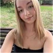 Estudiante de CGM que quiere enseñar catalán a niños de primaria.