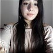 Profesora de química prepara alumnos de todas las edades