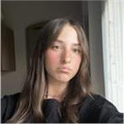 Frequento l’Università Cattolica di Milano e offro aiuto compiti ai bambini delle elementari