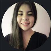 Profesora especializada en clases online para jovenes y adultos