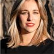 Dall’Aula a Casa Tua: Inglese e Spagnolo Online con Insegnante Esperta