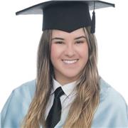 Licenciada en filología hispánica y formada en enseñanza de español para extranjeros ofrece clases particulares