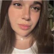 Profesora de Lengua Castellana y Literatura para alumnos de Primaria, Secundaria y Bachillerato.