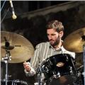 Batterista diplomato in batteria jazz impartisce lezioni private di batteria nel suo studio in zona centocelle (metro c gardenie)