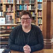 Native English speaker finishing a PhD with multiple experiences tutoring and coaching students.