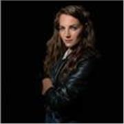 Se vuoi intraprendere un percorso di canto professionale, non esitare a contattarmi!